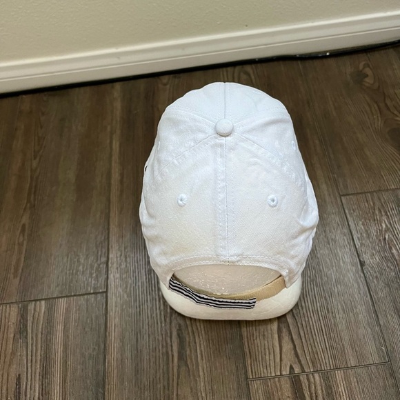 Adidas White Cap with Logo - Picture 5 of 10